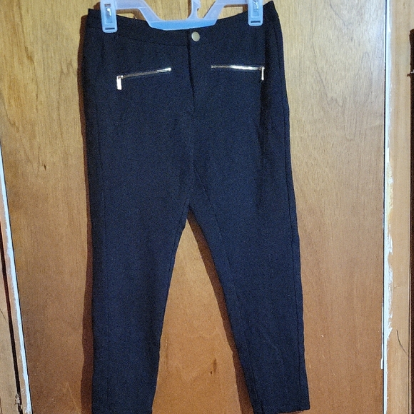 IMAN Pants - IMAN Black Pants with Gold Zipper Accents